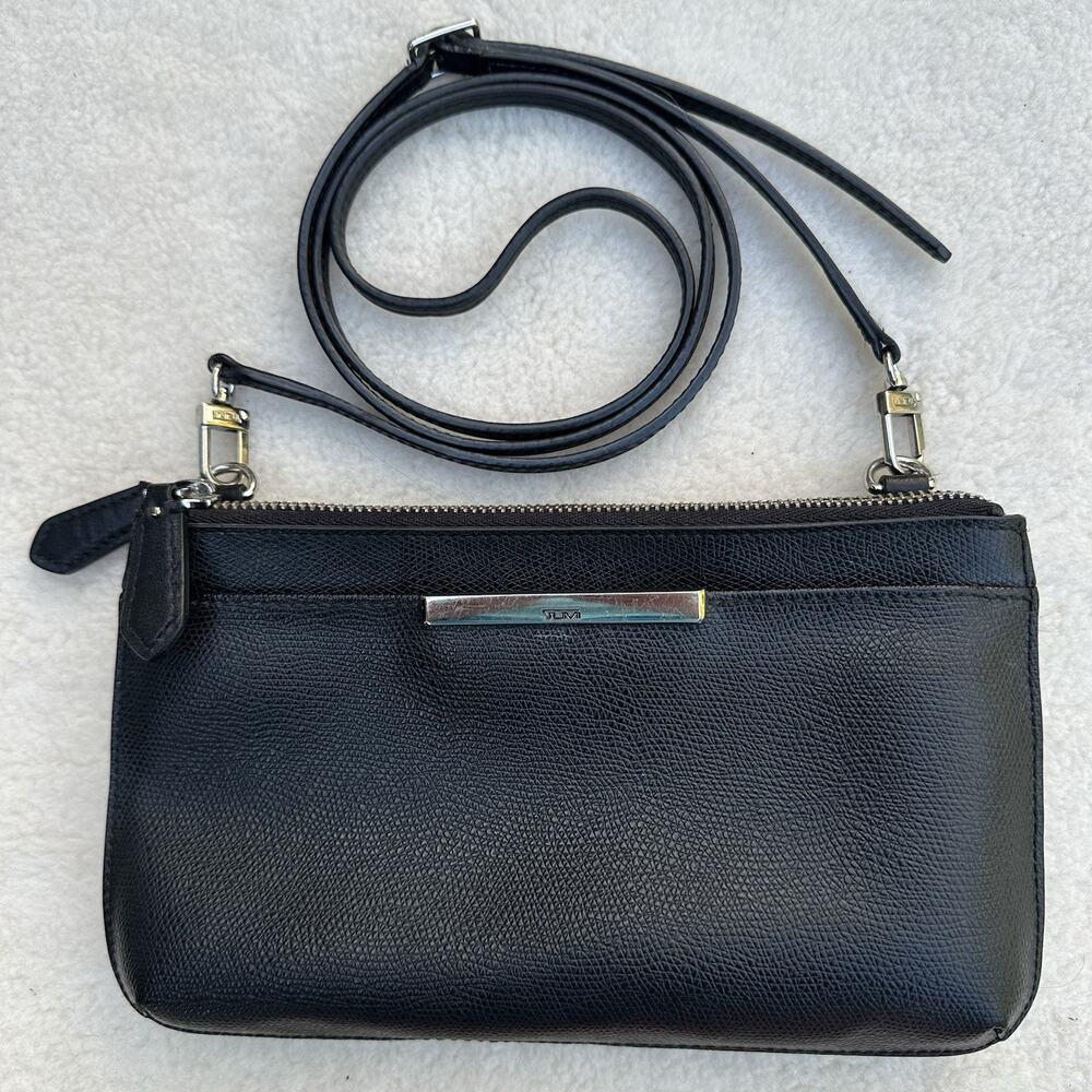 Tumi 2 Zipper 3 compartment Small Crossbody Textured coated Vintage